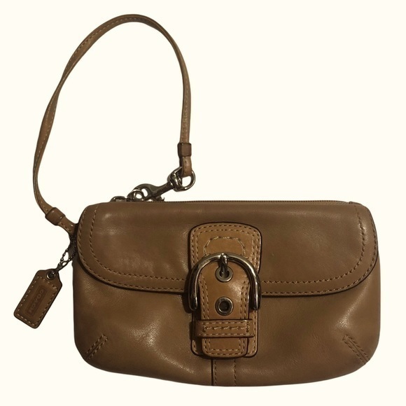 Coach soho tan light brown wristlet vintage y2k - Picture 1 of 12
